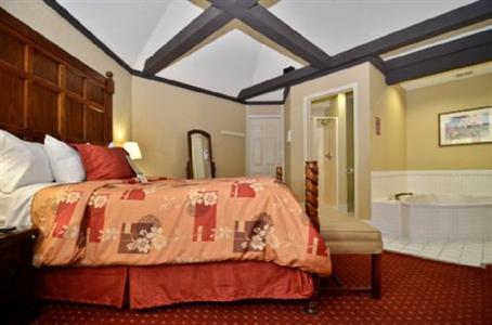 BEST WESTERN Cantebury Inn & Suites