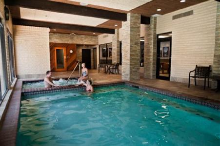 BEST WESTERN PLUS Arroyo Roble Hotel & Creekside Villas