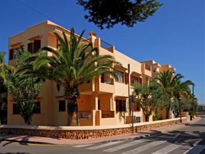 Ses Casas de Cala Ferrera