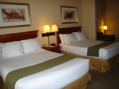 Holiday Inn Express Hotel & Suites Birmingham Irondale