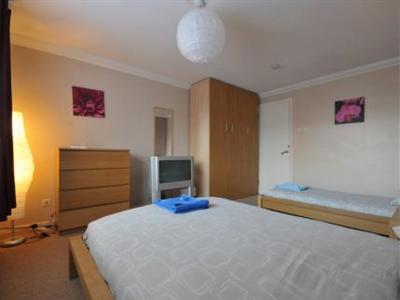 City Centre Rooms Bradwell Milton Keynes