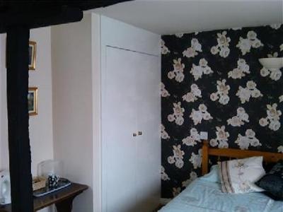 The Queens Head Bed and Breakfast Tring