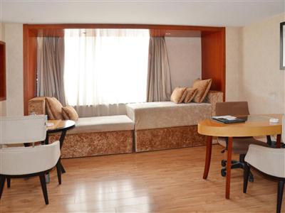 Tangshan Iris Orchard All Suites Hotel