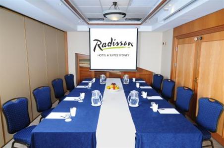 Radisson Hotel And Suites Sydney