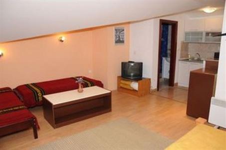 Jovanovic Apartment and Rooms