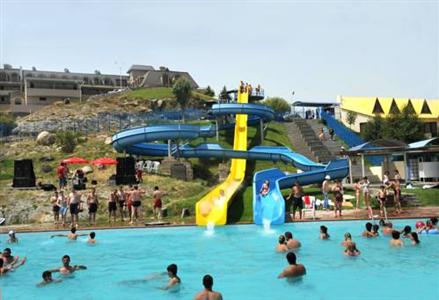 Harsnaqar Hotel Complex&Water World