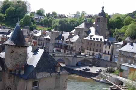 Residence Le Chateau Ricard Saint-Geniez-d'Olt