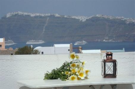 Thira's Dolphin Akrotiri (Santorini)