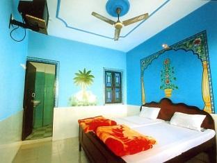 Sarvar Guest House