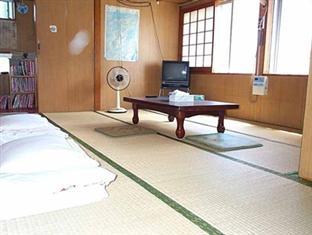 Minshuku Green House B&B Naha