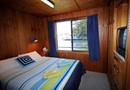 Boats and Bedzzz Houseboat Stays