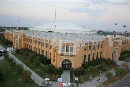 Embassy Suites Tulsa