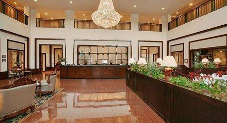 Wyndham Glenview Suites