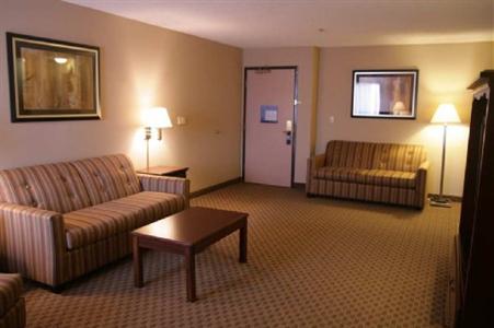 Hampton Inn Olathe