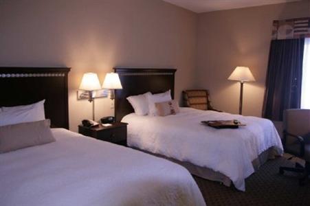 Hampton Inn Olathe