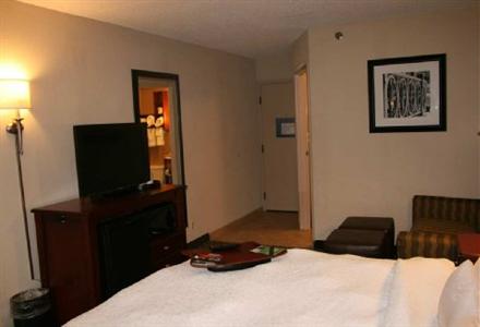 Hampton Inn Detroit / Madison Heights / South Troy