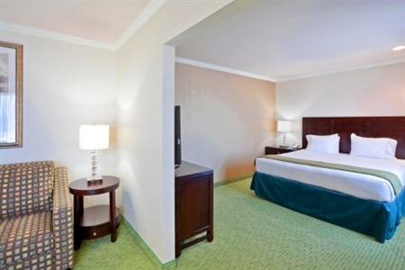 Holiday Inn Express Puyallup (Tacoma Area)