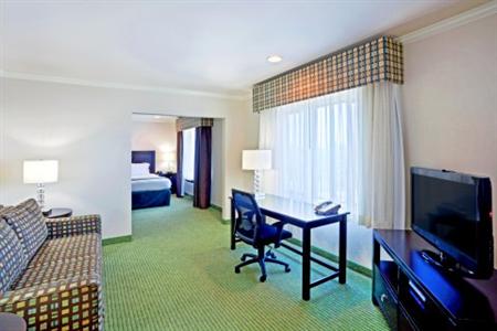 Holiday Inn Express Puyallup (Tacoma Area)