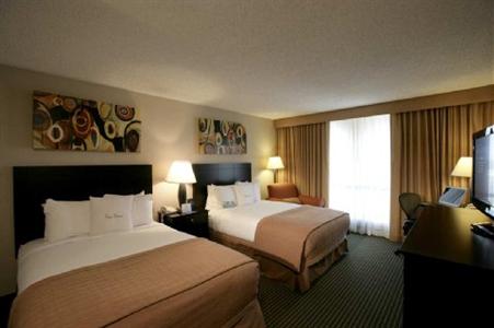 Doubletree Hotel Dallas Market Center