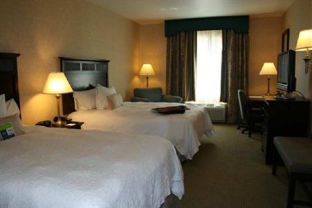 Hampton Inn & Suites Woodland