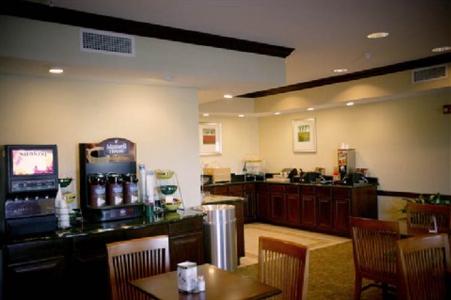 Country Inn & Suites Lima