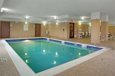 Holiday Inn Hotel & Suites Pueblo