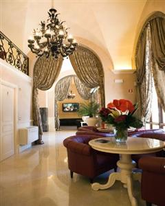 Santa Chiara Suite Hotel