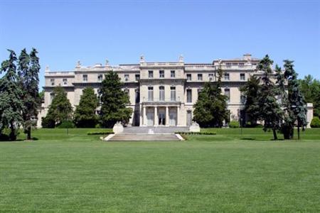 Holiday Inn Express Neptune