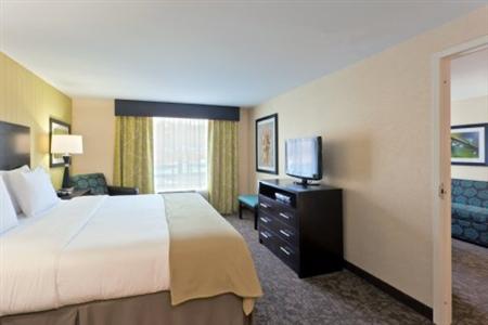 Holiday Inn Express Neptune