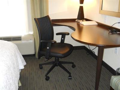 Hampton Inn & Suites Birmingham Meadowbrook