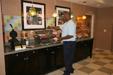 Hampton Inn & Suites Swansboro