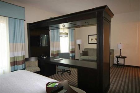 Hampton Inn & Suites Swansboro