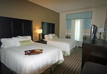 Hampton Inn & Suites Swansboro