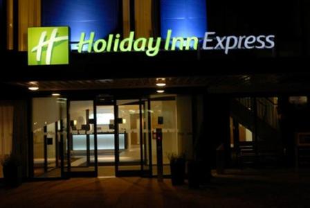 Holiday Inn Express Birmingham South A45