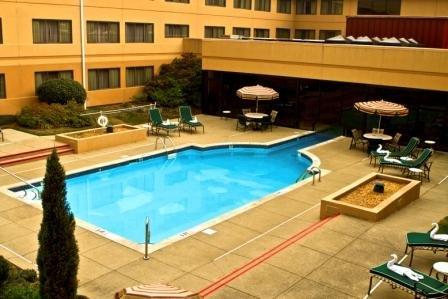 DoubleTree Suites by Hilton Hotel Nashville Airport