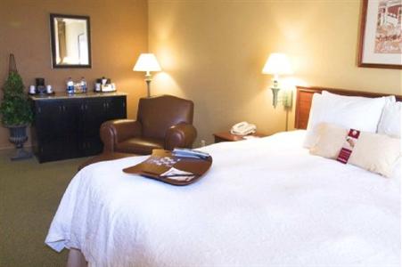 Hampton Inn & Suites Nashville - Vanderbilt - Elliston Place