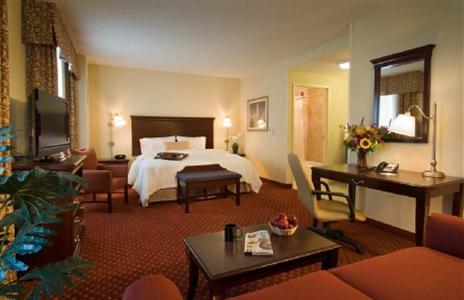 Hampton Inn & Suites Washington-Dulles International Airport