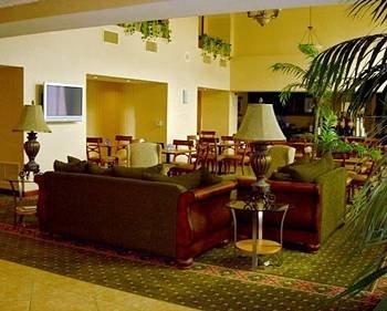 Hampton Inn & Suites Palm Desert