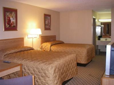 Carefree Inn Madisonville