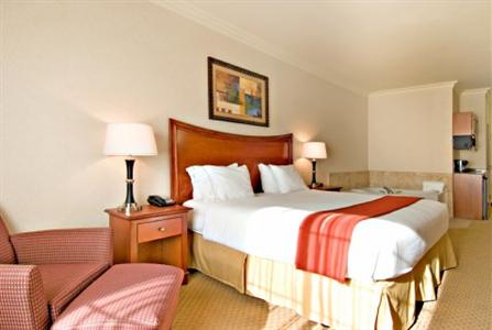 Holiday Inn Express Hotel & Suites Klamath Falls