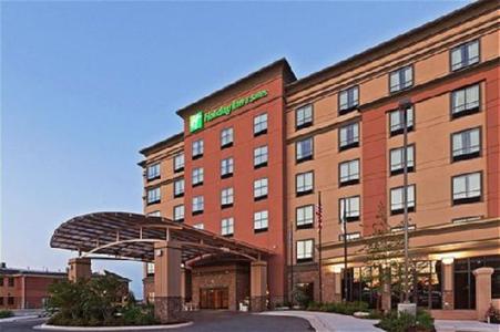 Holiday Inn Hotel & Suites Tulsa South