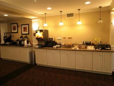 Cedars Inn & Suites