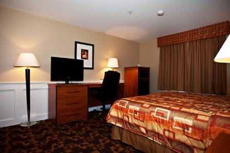 Cedars Inn & Suites