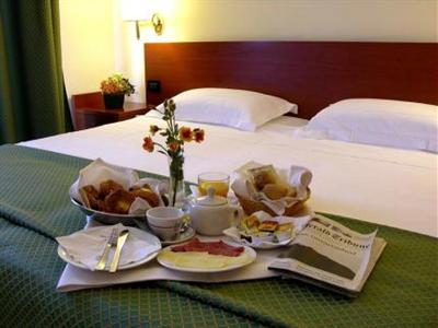 Eur Suite Hotel