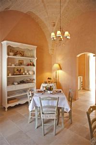 Donna Lucrezia Bed & Breakfast