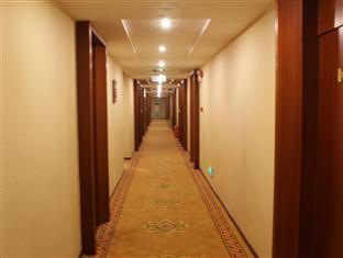 Fanghua Business Hotel