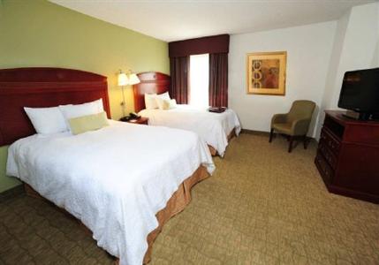 Hampton Inn & Suites Nashville - Airport