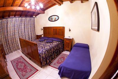 Monte Tondo Bed & Breakfast