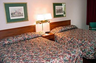 Hanford Inn & Suites