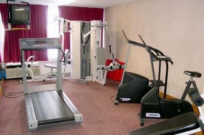 Hanford Inn & Suites